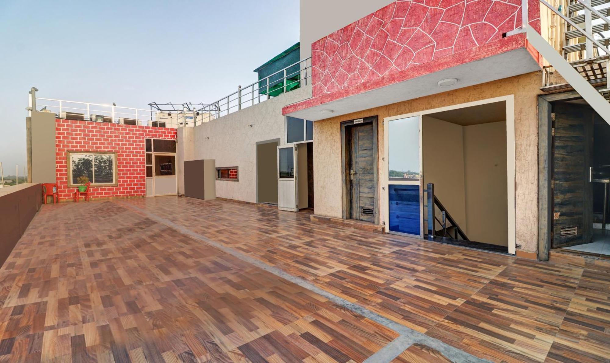 Itsy Hotels Anjali Mahal 500, Mtrs From Mathura Railway Station Экстерьер фото